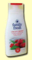 Крем гель для душа Family Fresh creamy berry, малина, 500 мл.
